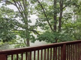 Corner Lake Getaway, vacation rental in Bella Vista