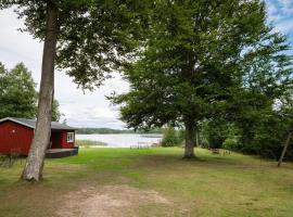 Nice cottage outside Hassleholm: Hässleholm şehrinde bir otel