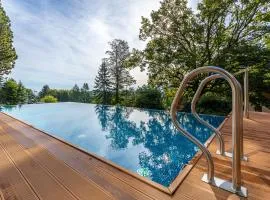RentPlanet - Green Park Resort