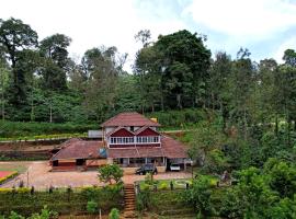 Balekhan Homestay - Heritage & Mountain View, homestay in Chikmagalūr