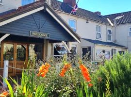 The Bacchus Hotel, pet-friendly hotel in Sutton on Sea