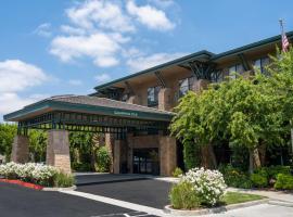 Hampton Inn & Suites Agoura Hills โรงแรมในอากอราฮิลส์