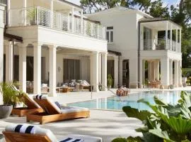Villa Tamarindo Luxury Beachfront Villa