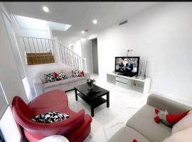 Luxury New 5 Bedroom 3 Bathroom+ Study/ Back Yd, casa rústica em Schofields