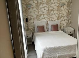 Hôtel Marie Louise, hotel bajet di Enghien-les-Bains