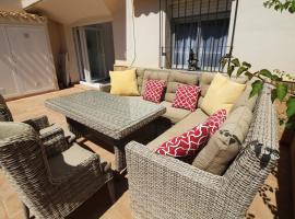 Two Bedroom Bellaluz Apartment With Large Patio, hotell i Atamaría