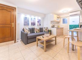 Flat with patio near Acropolis & Herodion