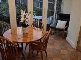 Beautiful Spacious 5 Bed House