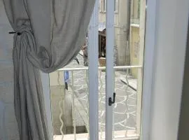 Vieille Ville 1 - Luca's Apartment, 1 bedroom, max 2 adults and 2 kids
