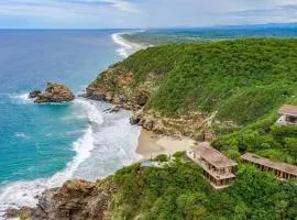 Gran Chicatana Spectacular Beach Front Villas