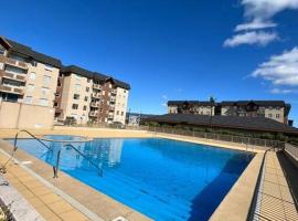 Departamento en Villarrica, hotel with pools in Villarrica