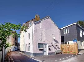 Customs Cottage, hotel with parking in Teignmouth