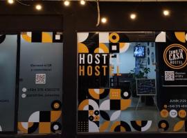 Como en casa Hostel，波薩達斯的家庭旅館