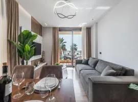 Luxury Modern Full Seaview Retreat