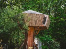 Utopia Village - Art & Nature Lodges, hotel a Mons