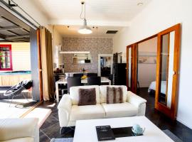 The Factory Luxury Accomodation, holiday rental in Kaikoura