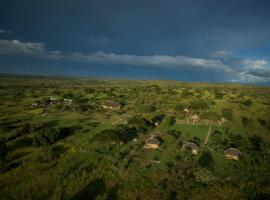 Bwana Tembo Safari Camp, cheap hotel in Paraa
