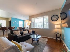 Luxury Suite, Fast Wifi, King Bed, Pool And Spa, cheap hotel in Santa Clarita