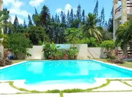 Suite, pool and beach