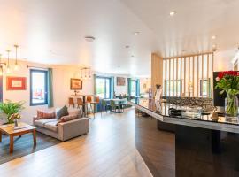 KYRIAD CREIL - Chantilly Nord, hotelli kohteessa Creil