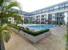 Family 3 Bed Loft @Cantonments, hotel in Cantonments