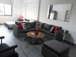 Studio In Dbayeh In A Prime Location, Wifi, 38sqm, apartment in Dbayeh
