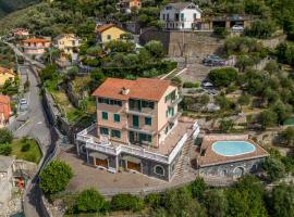Belvedere, House With Pool- Recco, Liguria，Corticella的公寓