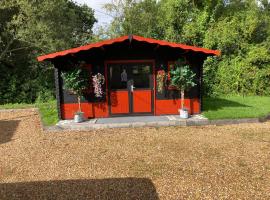 The Chicken shed, holiday rental in Edmondsham