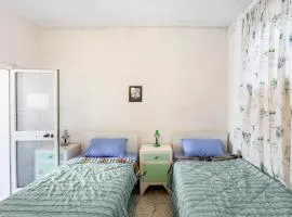 Town House - Private Rooms - Near Sea