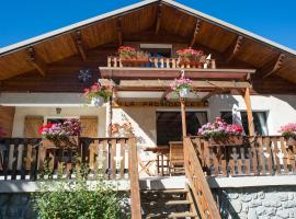 B&B Chalet La Providence, hotel u gradu 'Le Sauze'