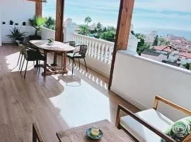 TERRAZA AL MAR