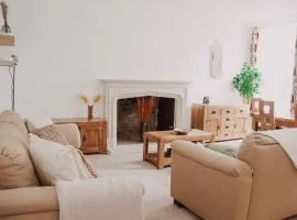 Garden flat in period property Centrally located