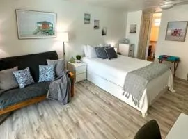 KASA Poolside Balcony for 2