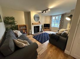 West Cottage at Walnut Farm, Waxham, nr Sea Palling – dom przy plaży w mieście Norwich