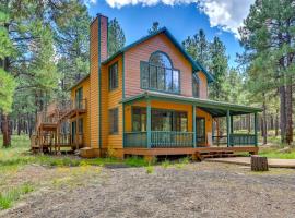 Villa Rural Cabin Bordering Coconino National Forest! pilsētā Parks