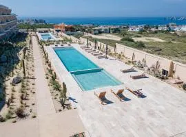Mistiq Cabos Luxury Apartments by Paramo