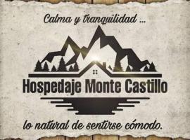 Casa Hospedaje Monte Castillo, hotel with pools in Santa Catarina