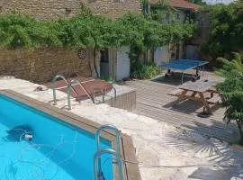Angouleme - Nid Charentais pool jacuzzi