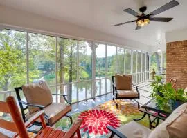 Lakefront Retreat in Jefferson with Screened Porch!