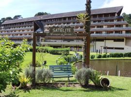 Satélite - Campos do Jordão, hotel u gradu Kampos do Žordao