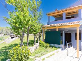 Apartment Lumanera Stivan, hotel a Štivan