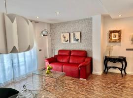 Apartamento céntrico con plaza de garaje y piscina