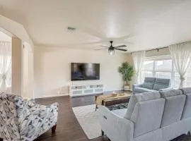 Private Patio Modern Killeen Vacation Rental!
