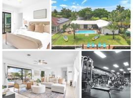 Traveler's Dream Waterfront Heated Pool Home Gym, hotel in Pompano Beach