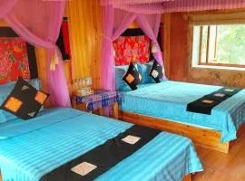 Hong Thu Homestay & Bungalow