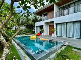 West Phu Quoc 3BR beach villa private swimming pool, hotell i Phu Quoc