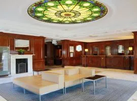 Holiday Inn Guildford by IHG