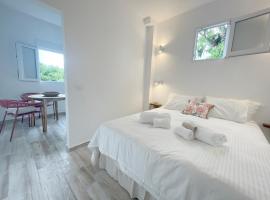 Eden Gomera Suites: Agulo'da bir otel