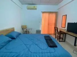 ธนทรัพย์ อพาร์ทเม้นท์ Room03