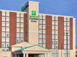 Holiday Inn Express Hotel & Suites Chatham South, an IHG Hotel โรงแรมในแชทัม